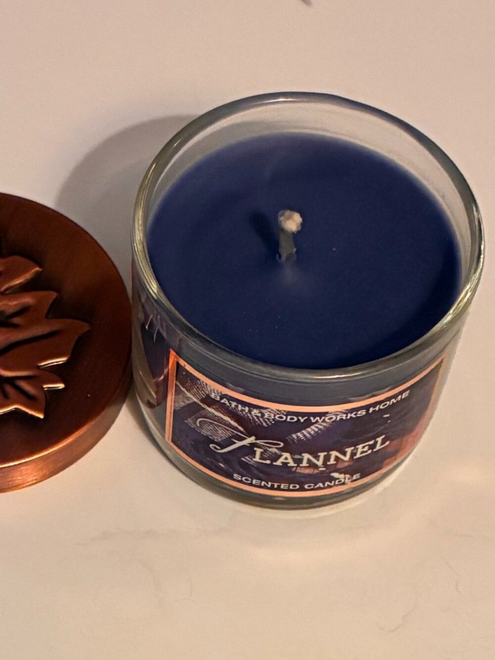 NWT  Bath & Body Works Flannel Mini Scented Candle (1.3 oz) - Picture 3 of 4